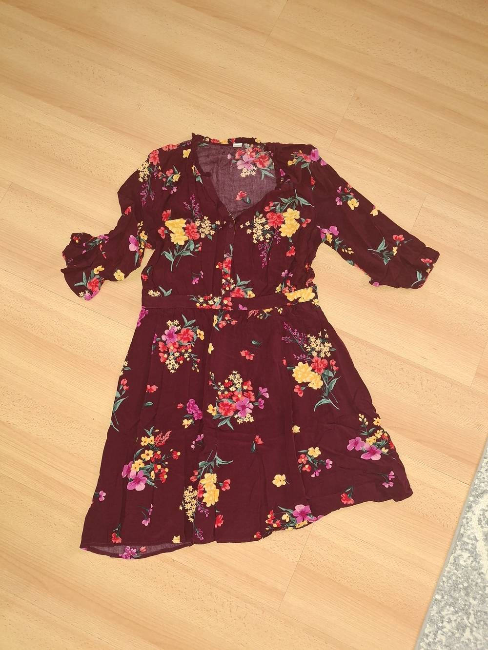 Floral V-Neck Burgundy Mini Dress